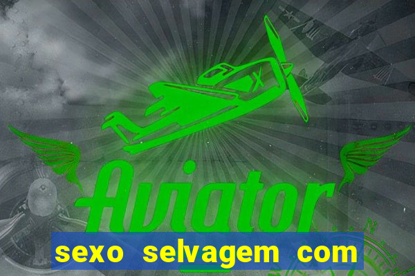 sexo selvagem com gemidos altos